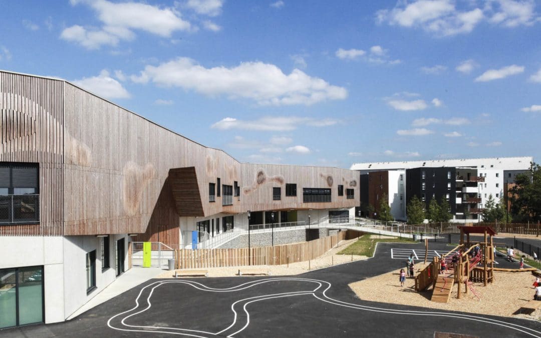 GROUPE SCOLAIRE LA PELOUSIERE