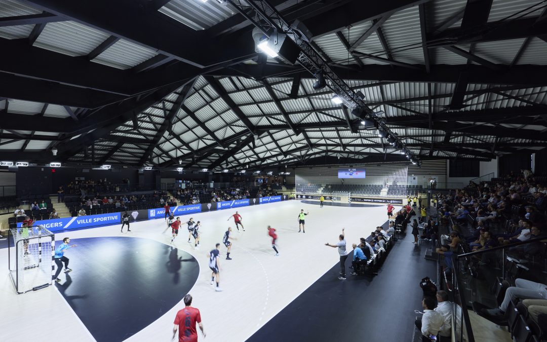 RECONVERSION DE L&rsquo;ANCIENNE PATINOIRE DU HARAS